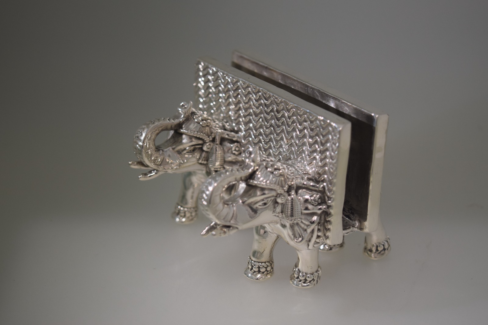 Suraj Bhan Jewellery Hub - Elephant Silver Card Holder